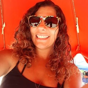 Meet your Posher, Isabel